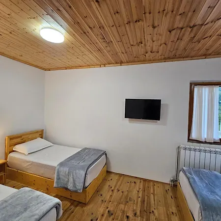 Mik Vermoshi Hotel