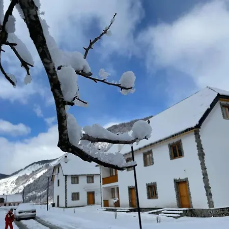 Hotel Mik Vermoshi