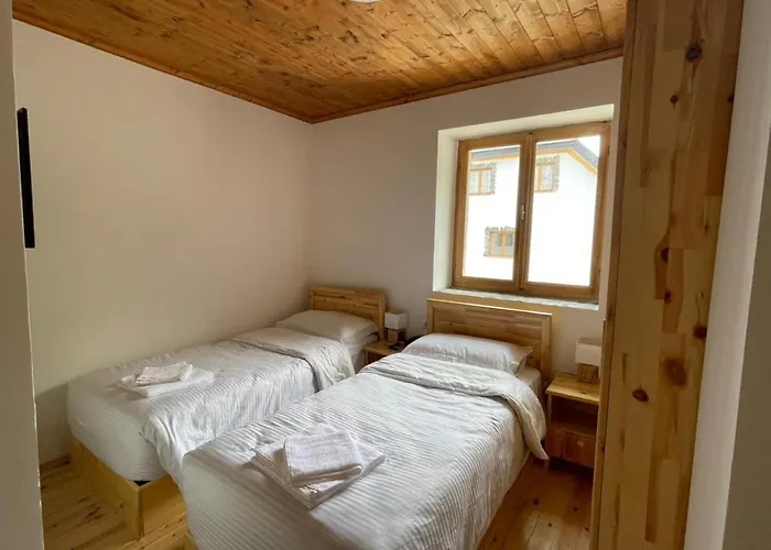 Hotel Mik Vermoshi *