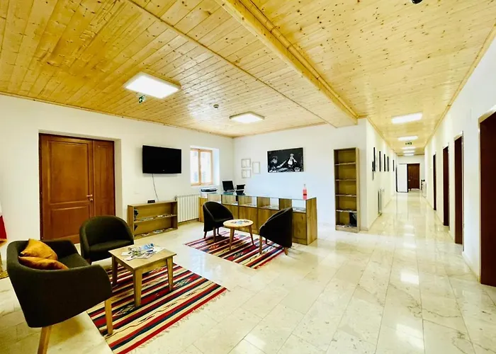 Hotel Mik Vermoshi *